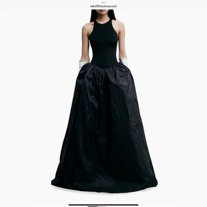 The New Arrivals Ilkyaz Ozel